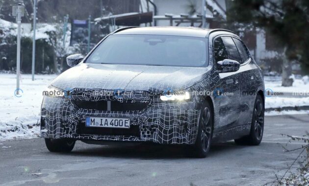 2024 BMW 5 Series Touring render based on spy images