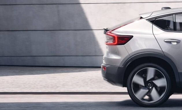 After 25 years absent, this European brand recovers rear-wheel drive for its electric SUVs