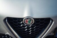 Alfa Romeo welcomes 2023… with the first hint of its new sports car?