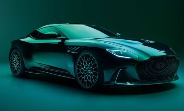 Aston Martin DBS 770 Ultimate Debuts: 759-HP Farewell To V12 Flagship