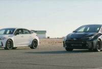 At last!  The most titanic Japanese hot hatchbacks meet in a race (+ video)