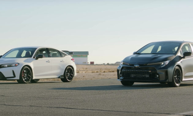 At last!  The most titanic Japanese hot hatchbacks meet in a race (+ video)