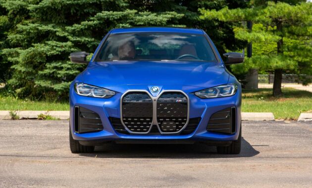 BMW no ofrecerá tarifas de suscripción para obtener más potencia en vehículos eléctricos como Mercedes