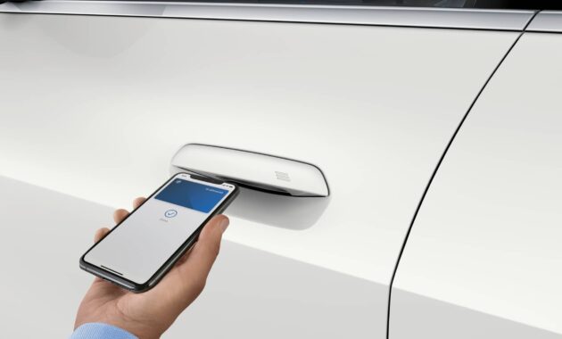 BMW won't offer more subscription power like Mercedes, but you will have to pay for remote start