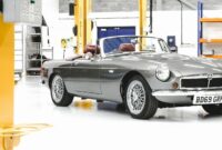 Conversion of the MGB Roadster to an electric car