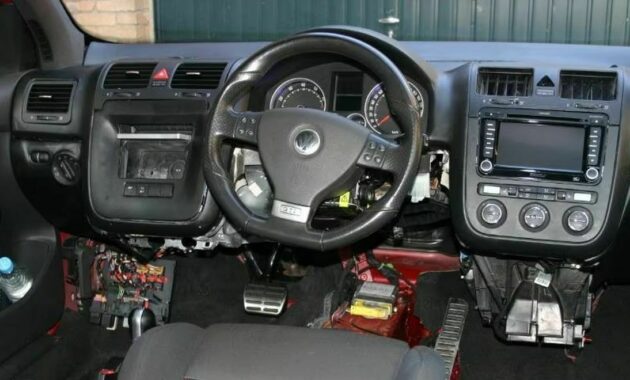 For 4,000 euros, this Volkswagen Golf GTI is the closest you will get to driving a McLaren F1