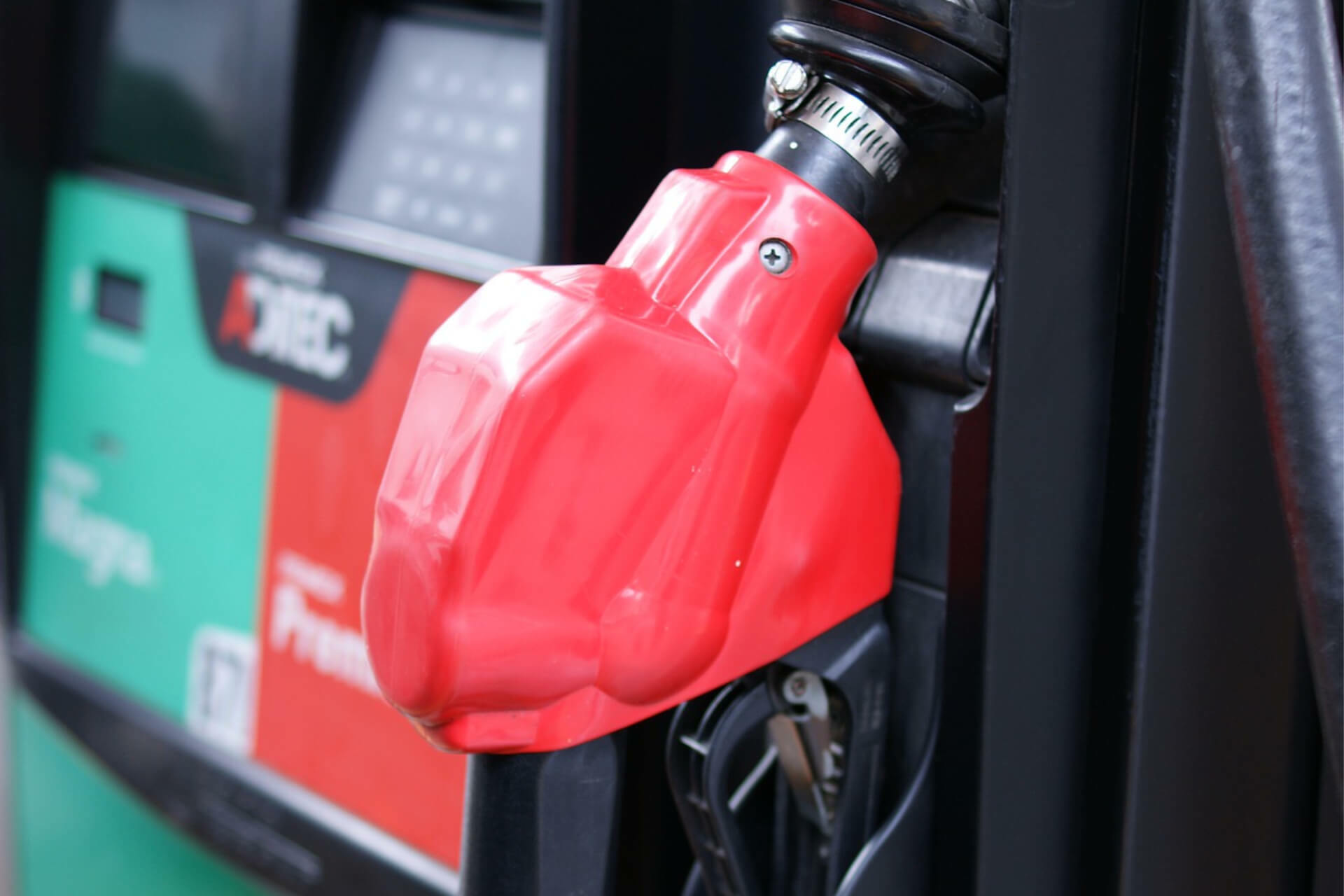 From 5 to 12 cents: these are the discounts for private drivers that you will find at gas stations