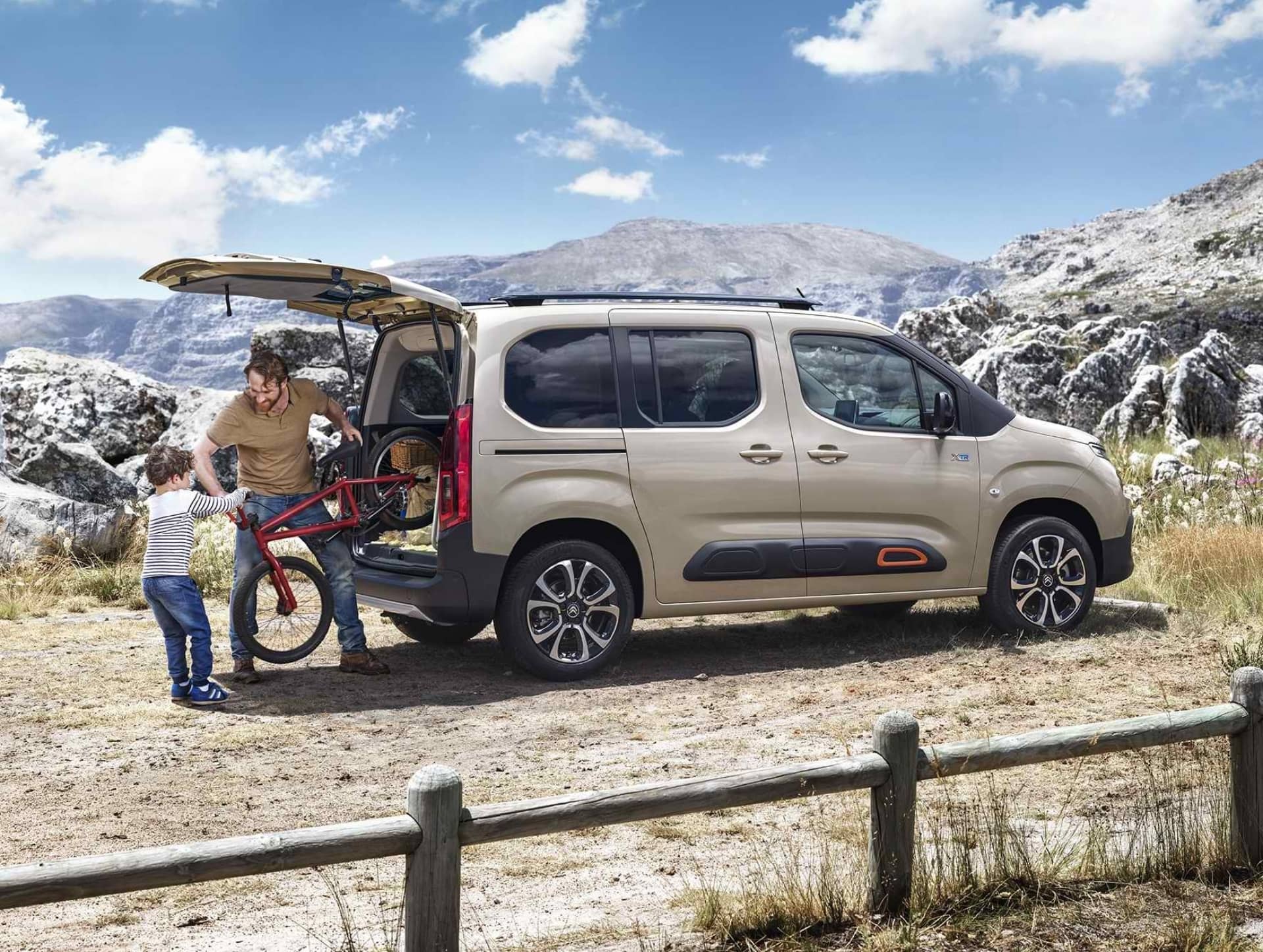 Good news for families and professionals, the diesel Citroën Berlingo returns to the market