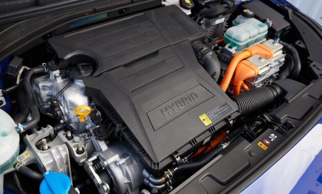 It hardly consumes, it has the appropriate label for ZBEs and it costs less than 350 euros per month, although with a trick