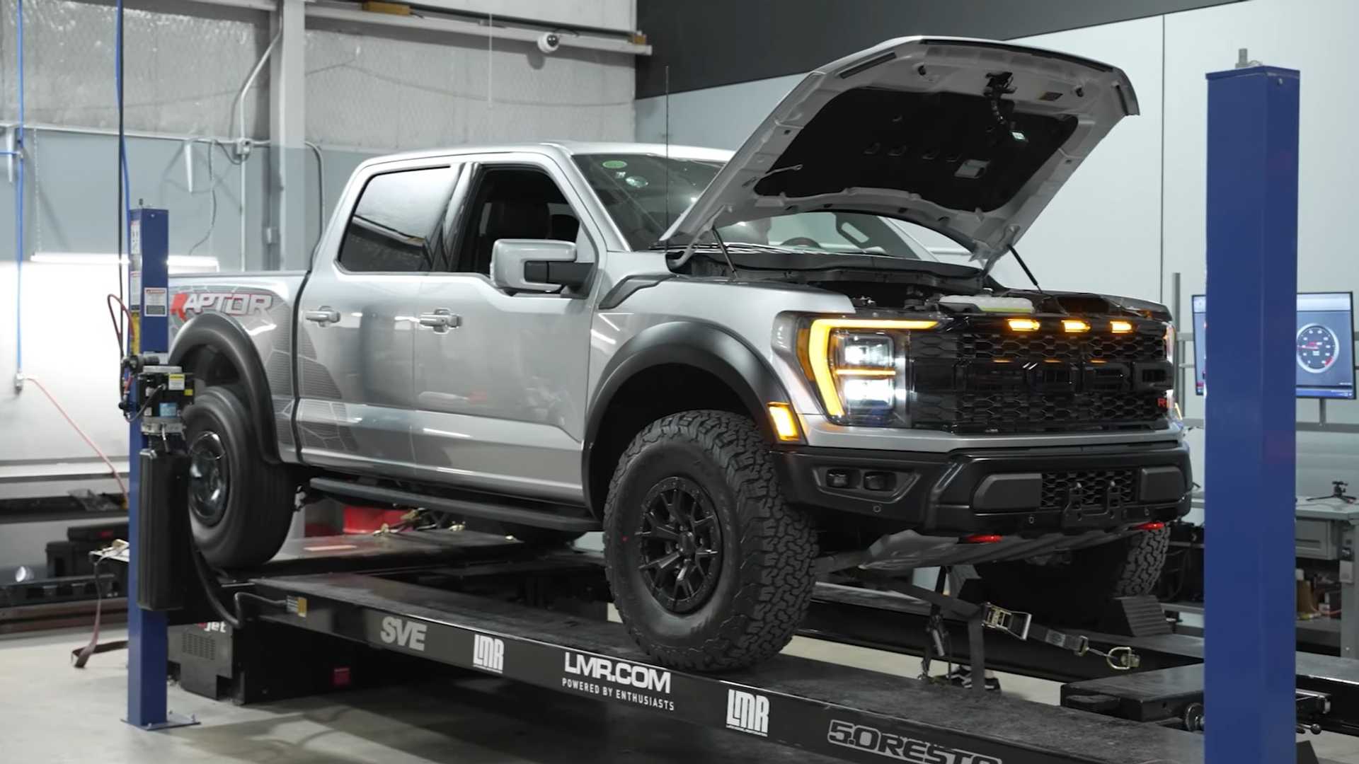 La Ford F-150 Raptor R Dyno Run 2023 demuestra las principales desventajas del tren motriz