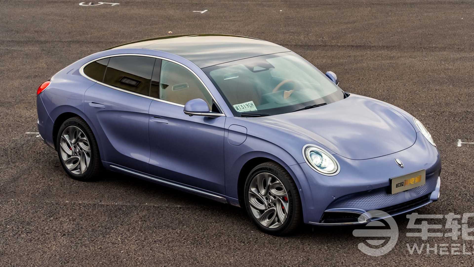 Ora Lightning Cat es un vehículo eléctrico familiar extraño pero impresionante de China