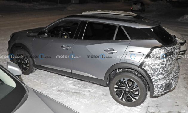 Peugeot 2024 Facelift 2008 Peeked For the First Time
