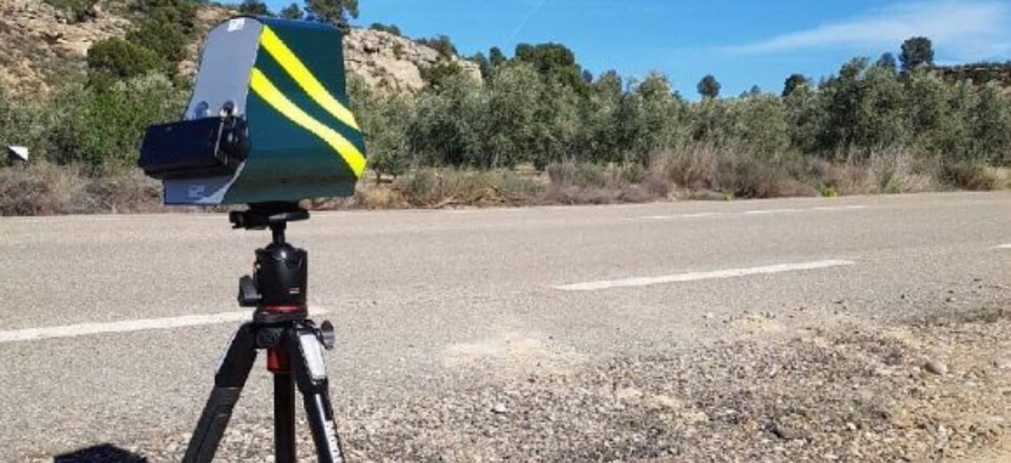 Private speed cameras installed in private cars: are they legal?