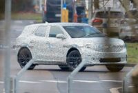 Pruebas de espionaje del SUV eléctrico de Ford en Europa