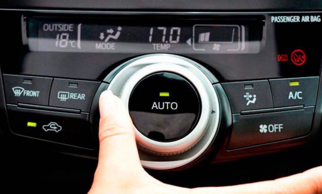 Radiator fan only works when I turn on the air conditioner