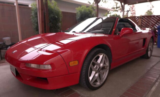 Recorra un Acura NSX 1995 con más de 400,000 millas en el odómetro