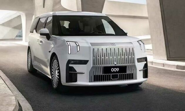 Según se informa, la minivan eléctrica de Volvo se lanzará en China este año