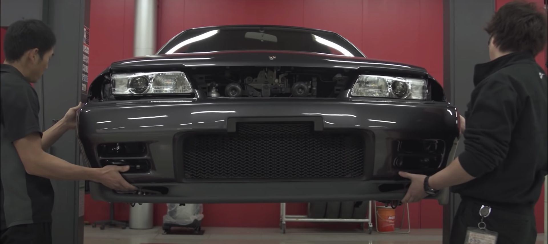 Sit back and watch Nismo restore a Nissan Skyline GT-R R32... down to the last screw