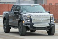 Spy images of the Ford F-150 Raptor R with updated styling