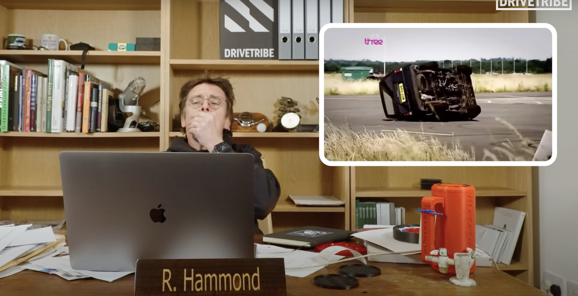 Suffer with Richard Hammond while watching each and every one of his accidents (+ video)