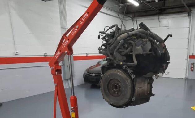 That's how it is, inside, a Japanese engine with more than 480,000 kilometers and fourteen years old (+ Video)