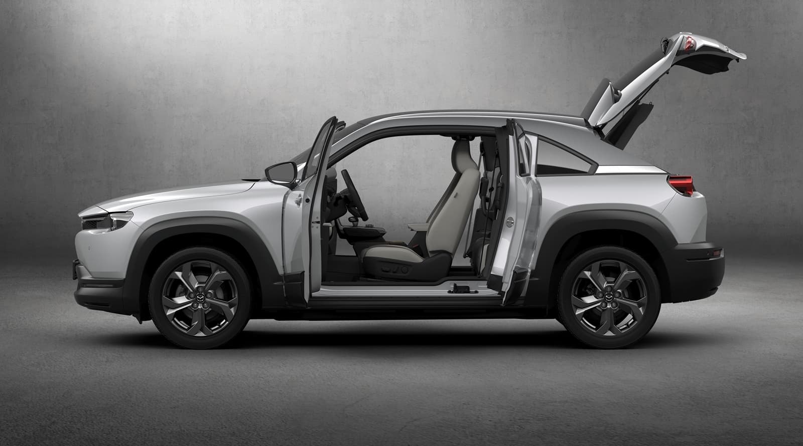 The expected and most peculiar electric car of 2023 is from Mazda and already has a presentation date