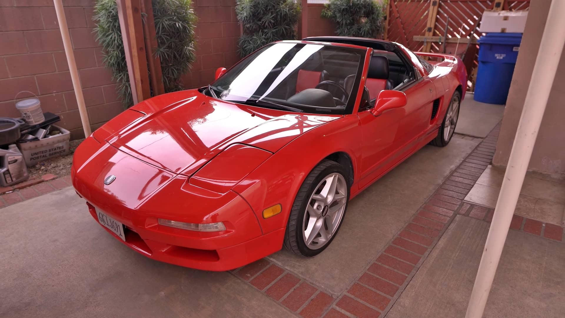 The indestructible supercar exists and it is this Honda NSX with 28 years and 645,000 km!