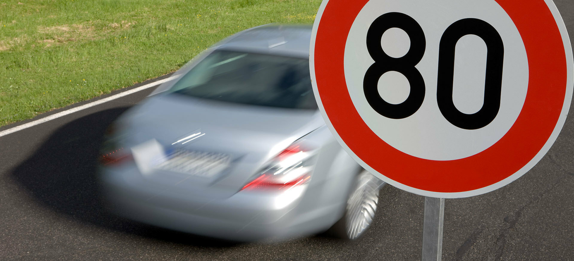 The last request for the DGT: reduce the speed limit with which you lose points