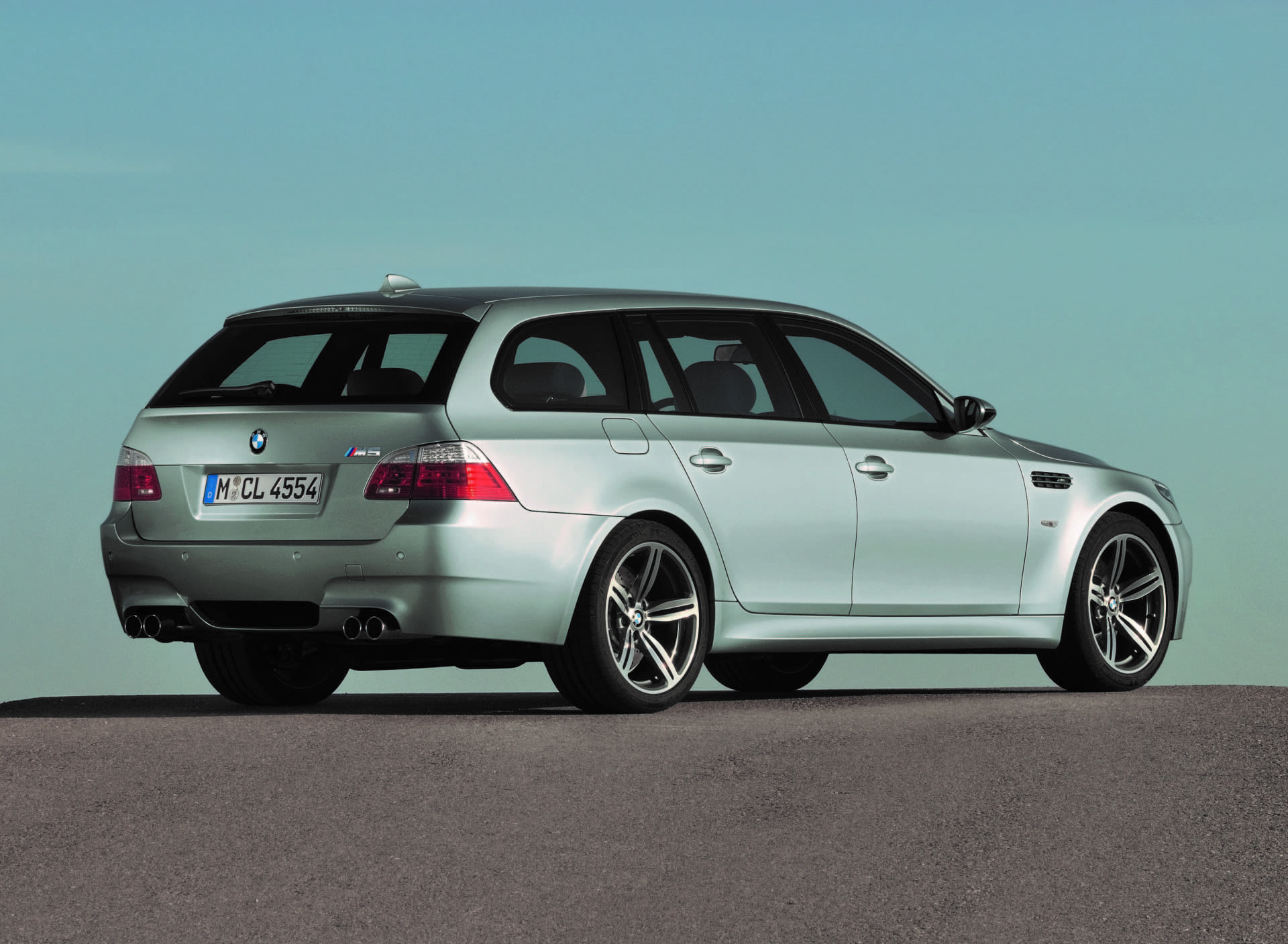 There were already two BMW M estates before the M3 Touring: BMW M5 E34 and BMW M5 E61