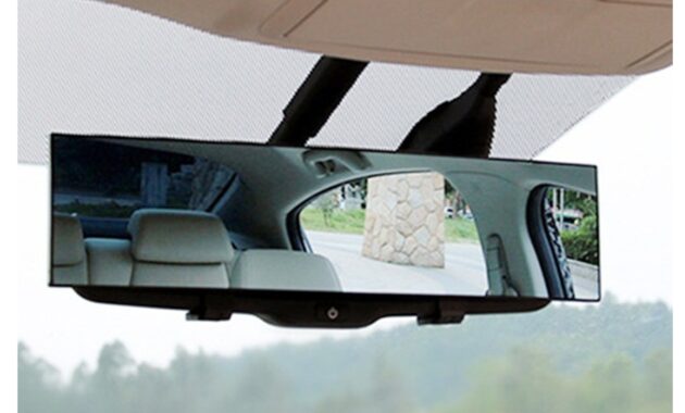 What is a panoramic mirror and how can it help you avoid blind spots?