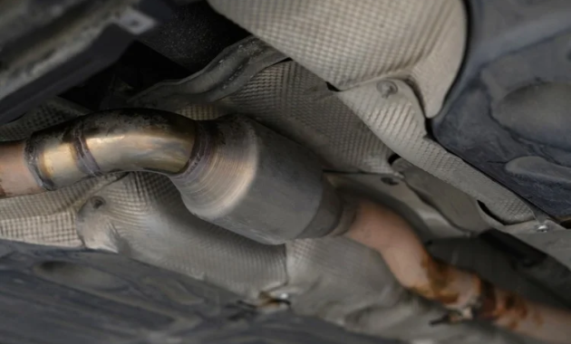 What materials does a catalyst have?