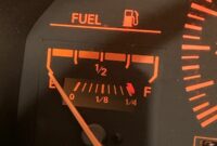 Why did the Nissan 300ZX have two gauges for the fuel level?