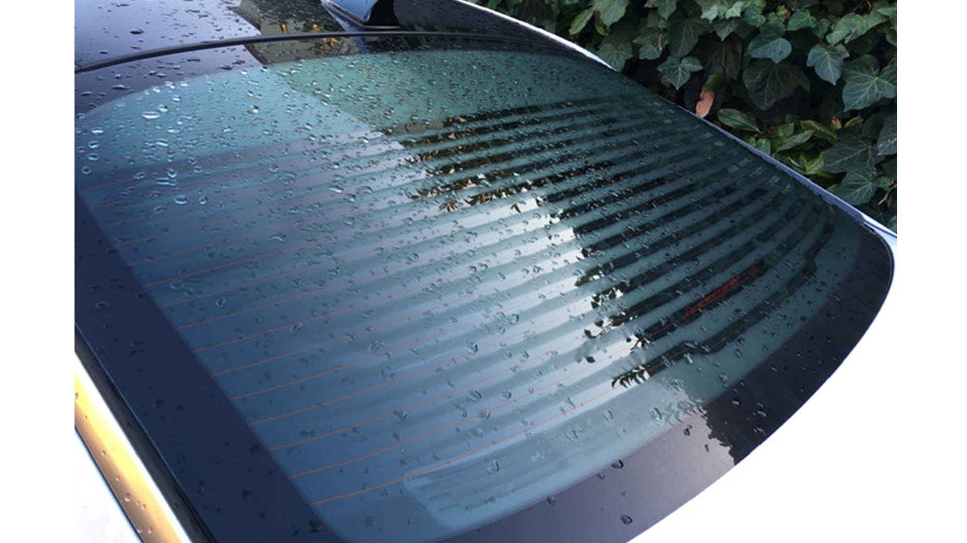 You should review it: the importance of a heated rear window for driving in winter