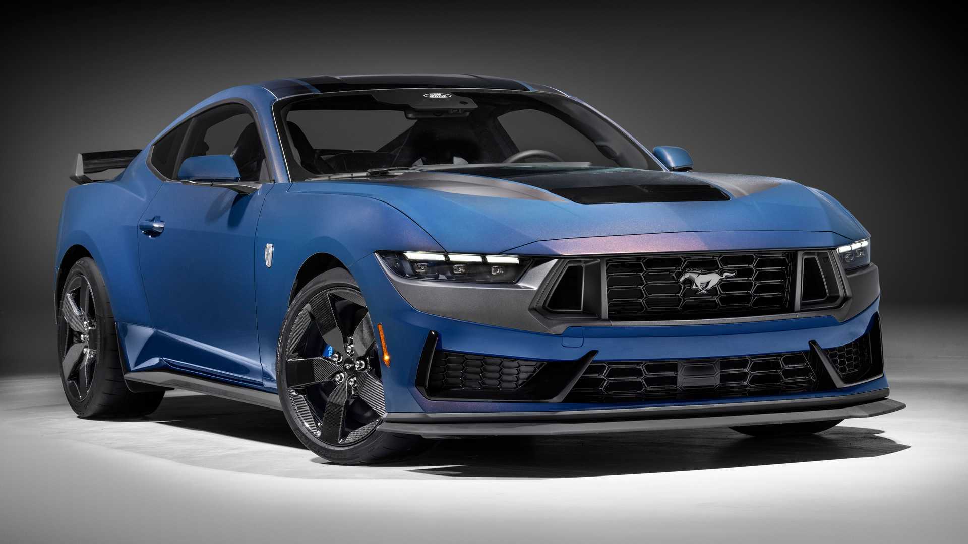 2024 Ford Mustang Dark Horse Reveals Lightweight Carbon Fiber Wheels