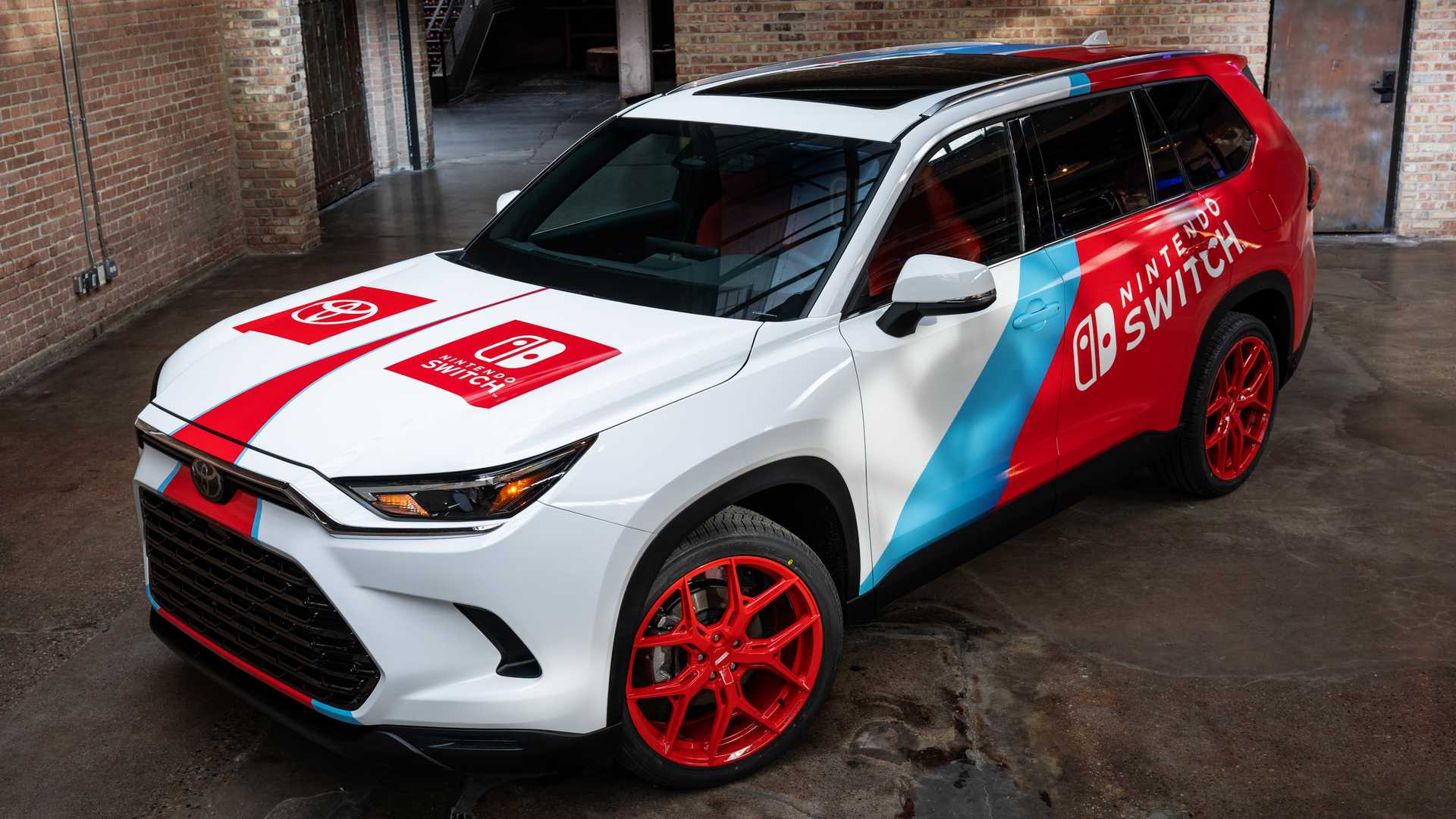 500 Toyota Grand Highlander Customers Will Get New Nintendo Switch