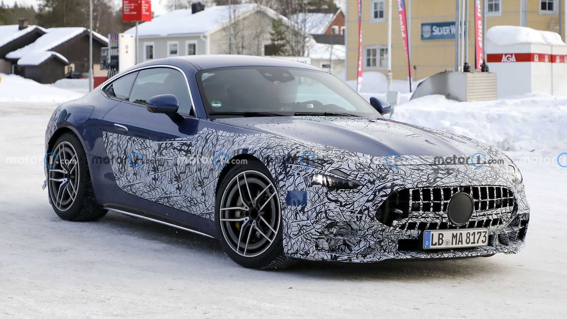 El Mercedes-AMG GT de próxima generación vuelve a espiar, quizás en forma de nivel de entrada
