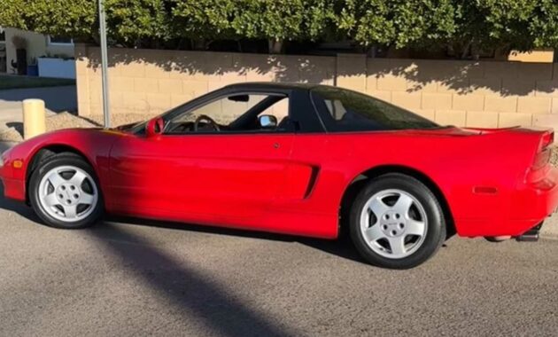 Este Acura NSX 1992 con 415,000 millas es un conductor diario bien mantenido