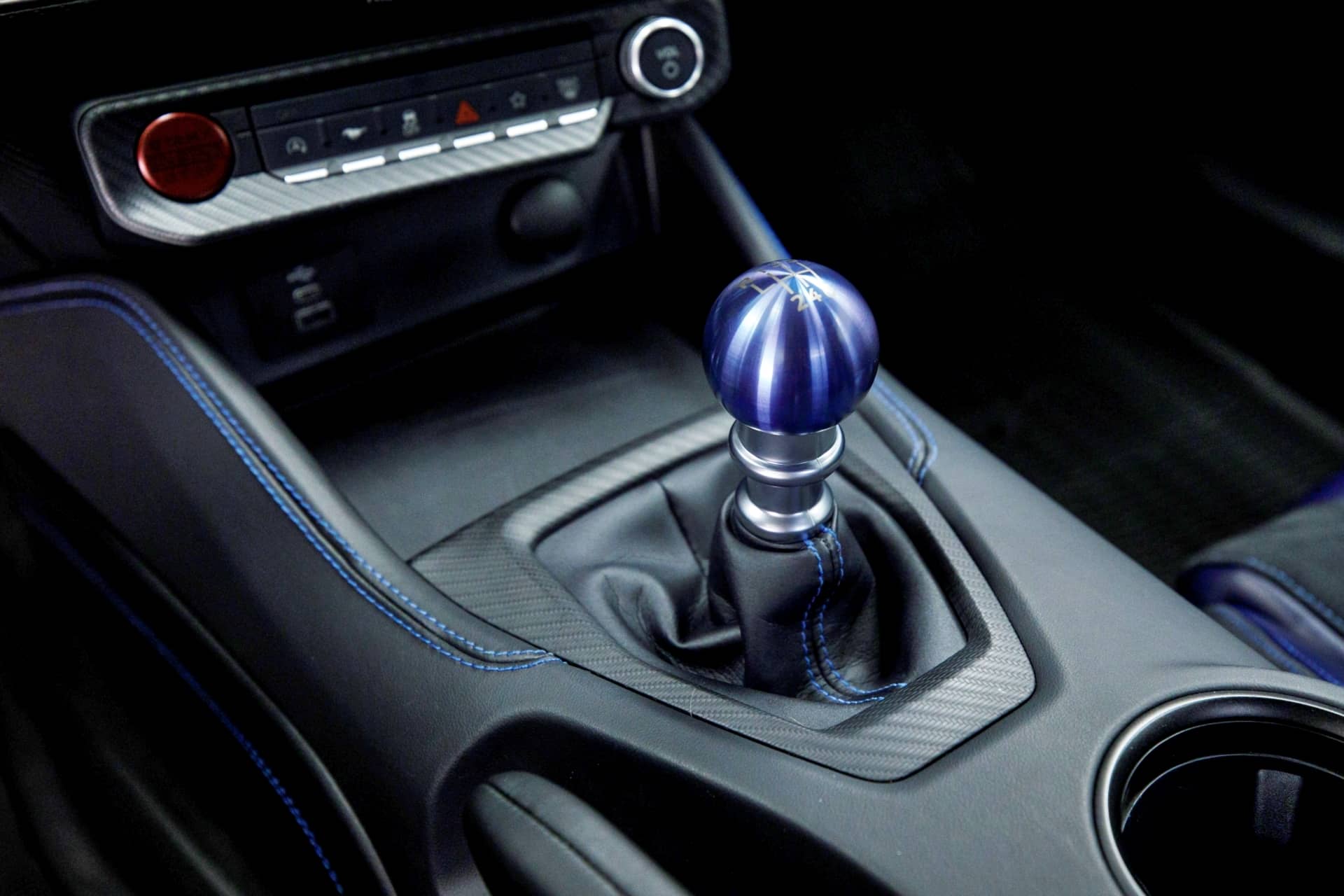 Even more appetizing, the Ford Mustang Dark Horse reveals its latest secret