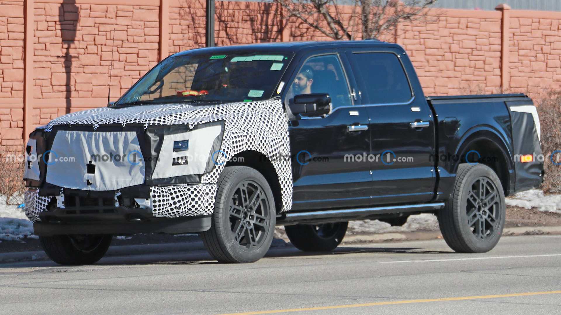 Ford F-150 Spied Refreshed, Including Peek Into The Cabin