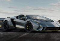 Invincible and Authentic: a couple of One-Offs to say goodbye to Lamborghini's V12