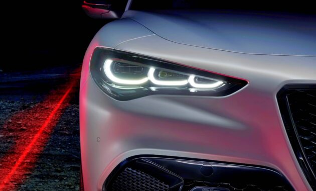 It is the best alternative to premium SUVs, it has just been renewed and has no rival in driving