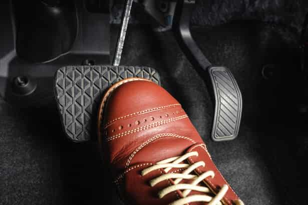 Noise in the clutch: when I press it in or release it