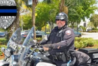 Policeman driving a motorcycle dies from a palm leaf (+Video)