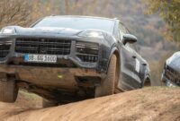 Porsche Cayenne Facelift 2024 presentado antes de su debut en abril