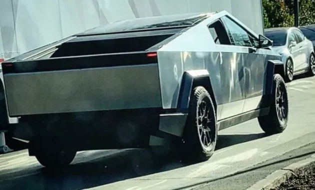 Tesla Cybertruck “very close to production”, according to Musk