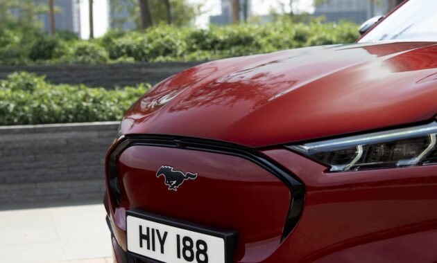 Tesla unleashes the war and causes a significant price drop for the Mustang Mach-E, will we see it in Europe?