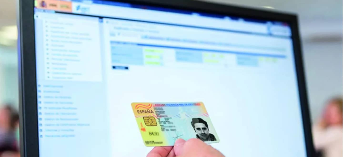 The DGT scam is back: these are the keys to not having to pay the most expensive fine of your life