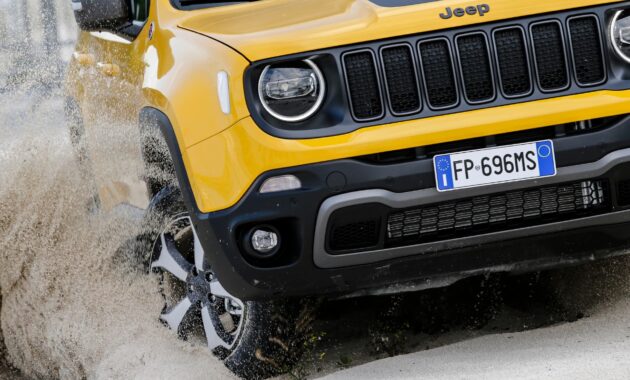 The Jeep you won't have to wait for has an ECO label, is a light hybrid and costs just over €24,000 or €170/month