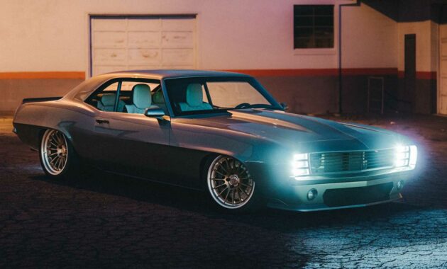 This 1969 Chevrolet Camaro Custom is called Fenix, has 1,180 HP