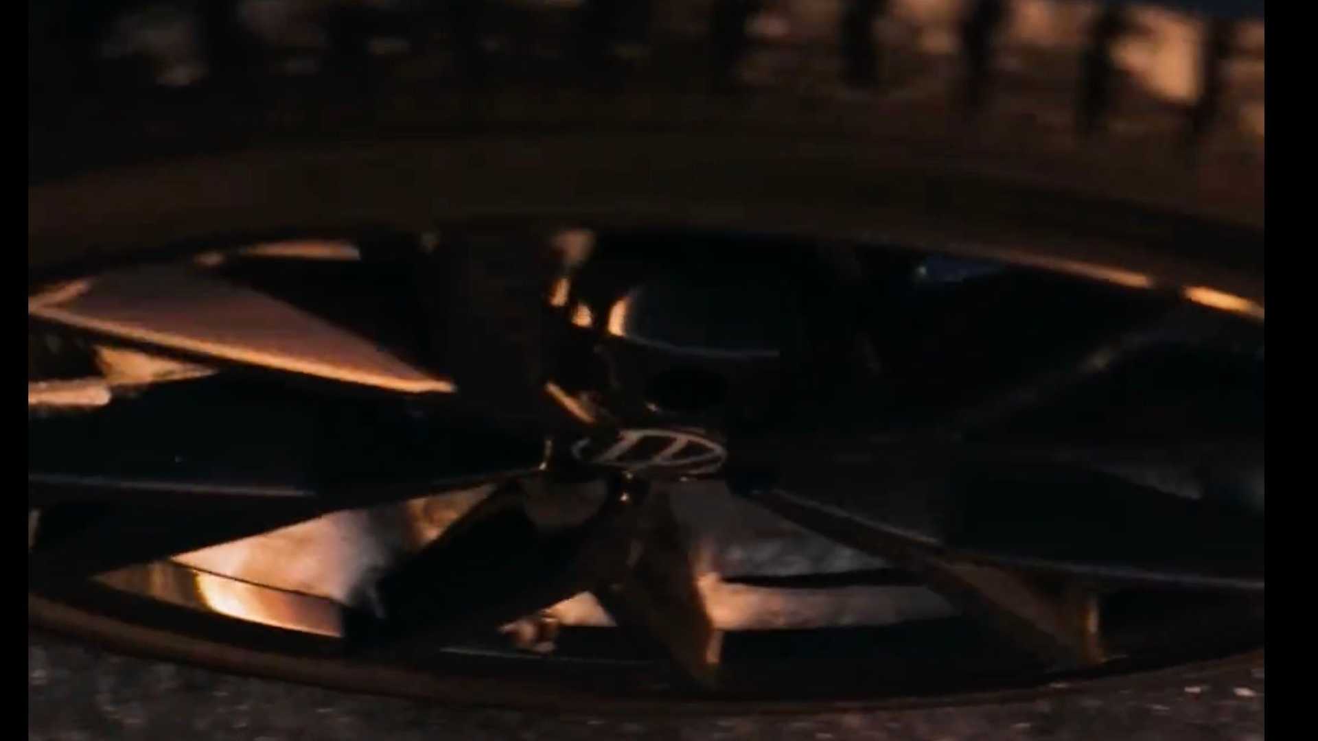 VW se burla de un modelo misterioso que conduce sobre nieve y hielo